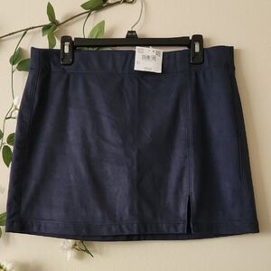 NWT - American Eagle Outfitters Navy Suede Skort - L